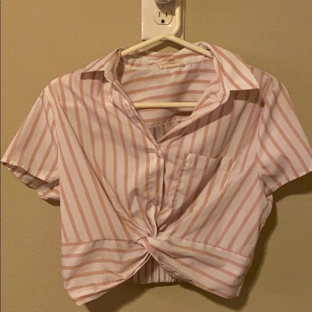Crop top with pink stripes